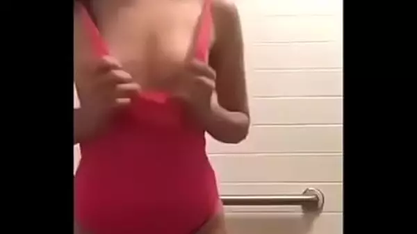 Teen Nude Petite